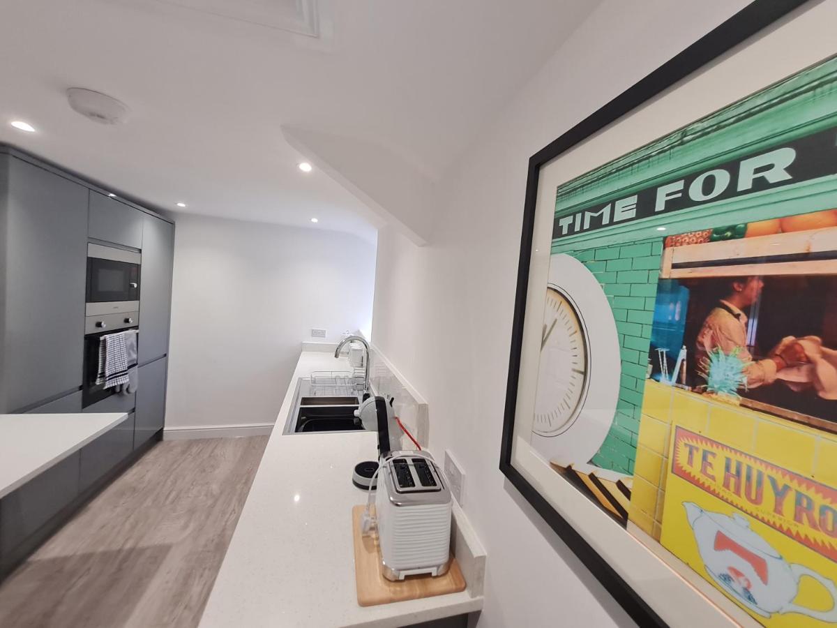 Perfect Location 3 Bed Serviced Apartment With Bike Storage For Bpw. Close To Brecon Beacons Merthyr Tydfil Exterior foto