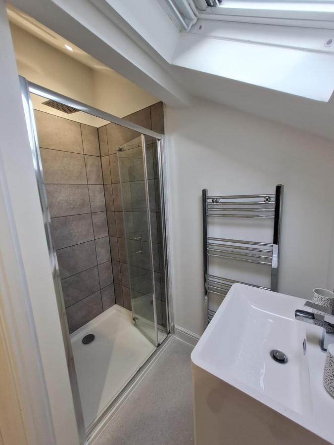 Perfect Location 3 Bed Serviced Apartment With Bike Storage For Bpw. Close To Brecon Beacons Merthyr Tydfil Exterior foto
